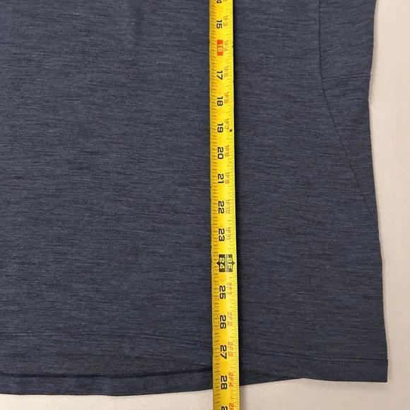 Lululemon Metal Vent TechPullover Shirt Mens XL Navy Blue Heathered 1/2 Zip - Picture 7 of 7